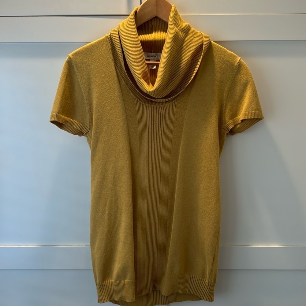 Dressbarn yellow turtleneck short sleeve sweater size Large